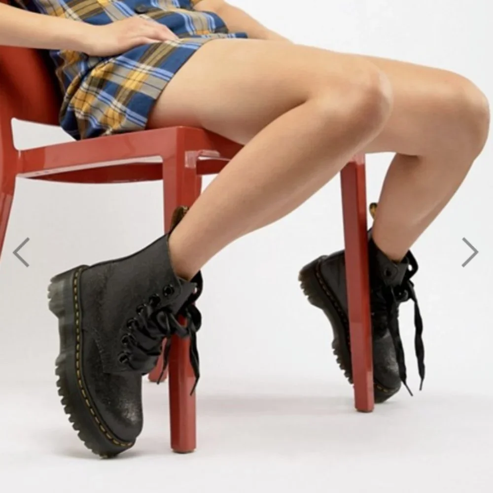 Dr. Martens MOLLY Black Crackle Suede Platform Women 6-Eye Boots Great Reviews